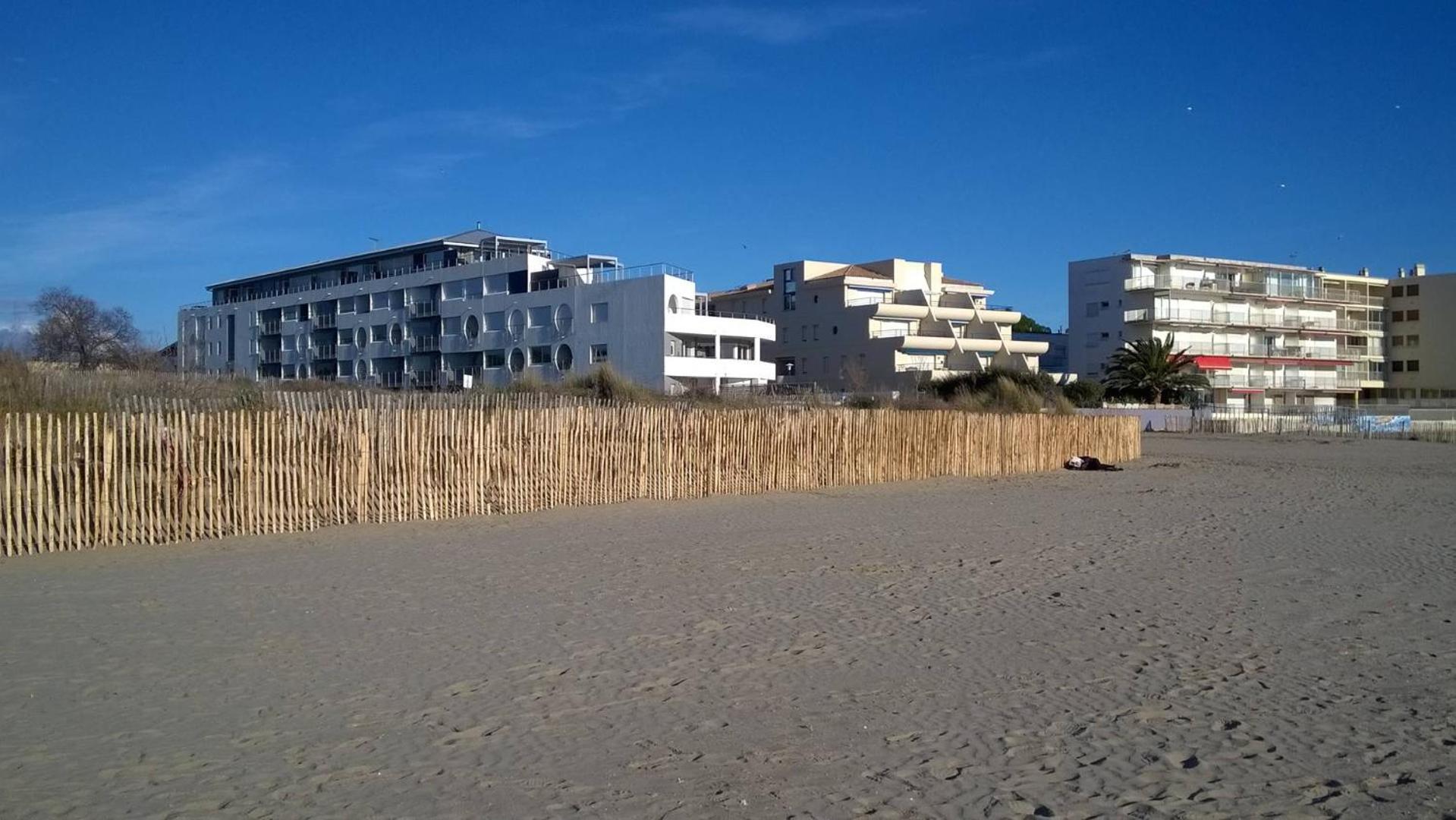 As14629 - P2 Mezzanine Avec Vue Mer Laterale, Dans Une Residence Sur Plage Avec Parking Prive Le Grau-du-Roi Exterior foto